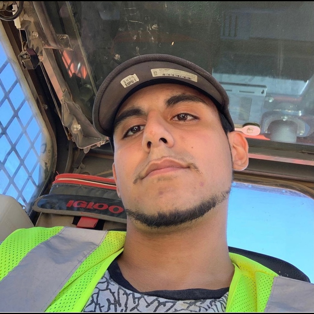 Meet your Posher, Jonathan